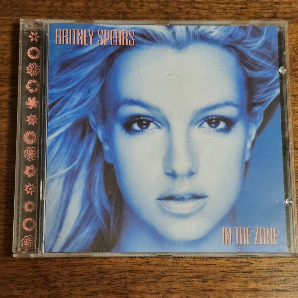 RETRO Britney Spears IN THE ZONE CD 2003